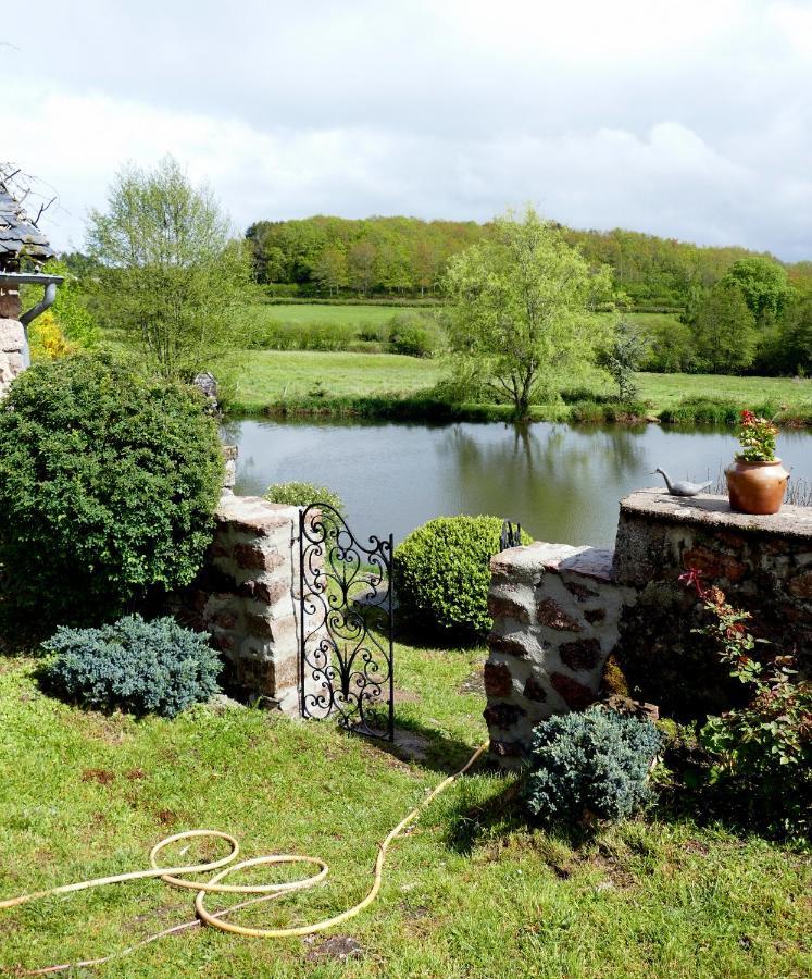 Holiday home Roulotte Maisonthiers