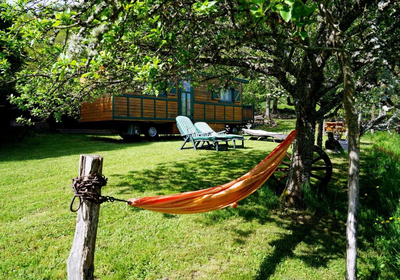 Roulotte Maisonthiers Holiday home Blanot (Cote-d'Or)