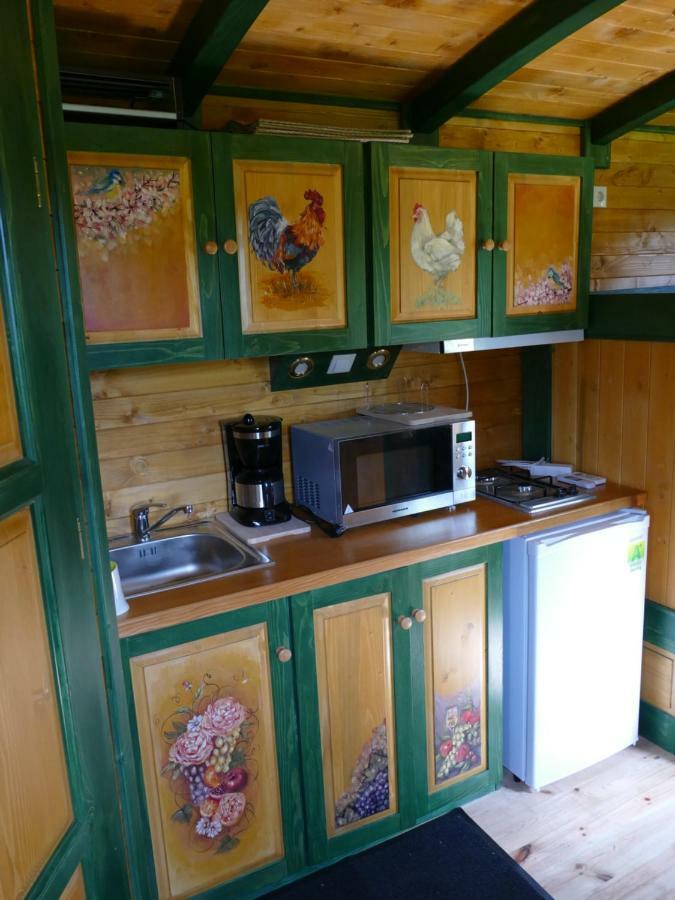 Roulotte Maisonthiers Holiday home Blanot (Cote-d'Or)